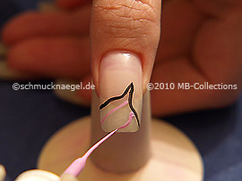 Nail art liner in the colour pink