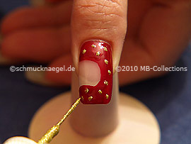 Nail art liner in the colour gold-Glitter