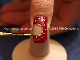 Nail art liner in the colour gold-Glitter