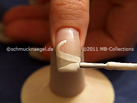 Nail lacquer in the colour white