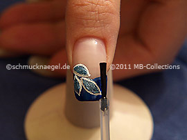 Clear nail lacquer