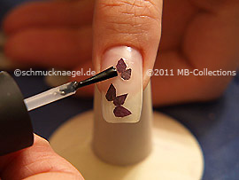 Clear nail lacquer