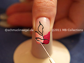 Nail art liner in the colour white