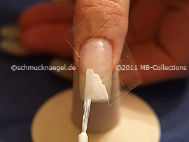 Nail lacquer in the colour white