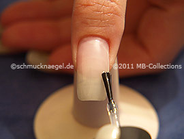 Clear nail lacquer