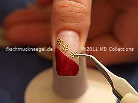 Flower nail tattoos and the tweezers