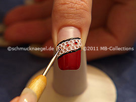Strass stone in red and spot-swirl