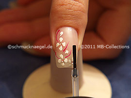 Clear nail lacquer