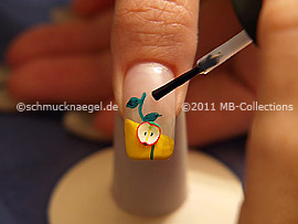 Clear nail lacquer