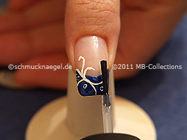 Clear nail lacquer