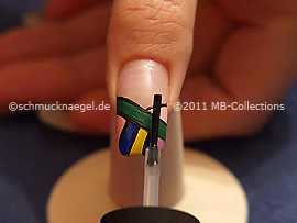 Clear nail lacquer