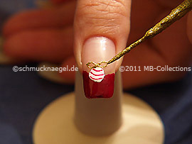 Nail art liner in the colour gold-Glitter