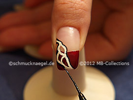 Nail art liner in the colour black