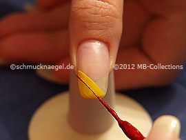 Nail art liner in the colour red-Glitter