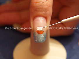 Nail art liner in the colour white