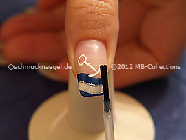 Clear nail lacquer