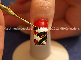 Nail art liner in the colour gold-Glitter