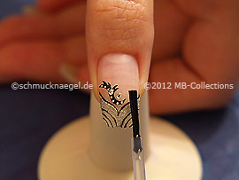 Clear nail lacquer