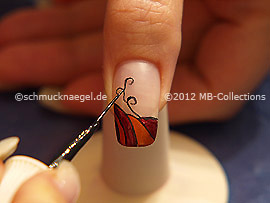 Nail art liner in the colour black