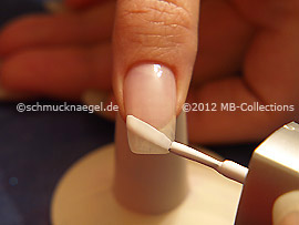Nail lacquer in the colour white