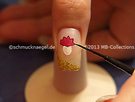 Nail art liner in the colour black