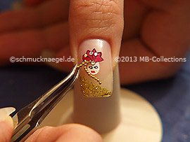 Nail art necklace