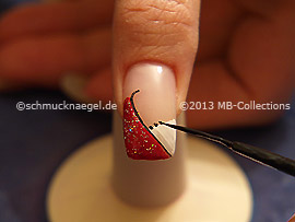 Nail art liner in the colour black