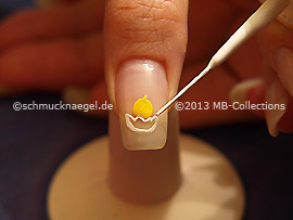Nail art liner in the colour white