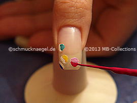 Nail art liner in different colours