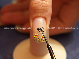 Nail art liner in the colour black