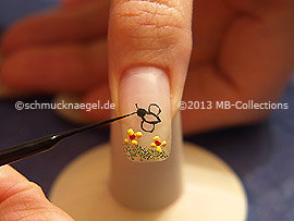 Nail art liner in the colour black