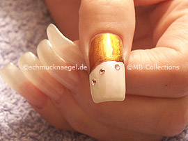 spot-swirl and strass stones in the colour pink