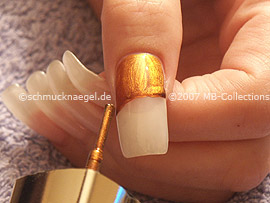 nail polish in the colour bronze