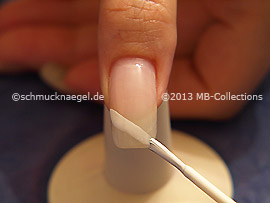 Nail lacquer in the colour white