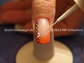 Nail art liner in the colour white