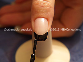 Nail lacquer in the colour black