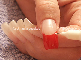 nail art pen in the colour white