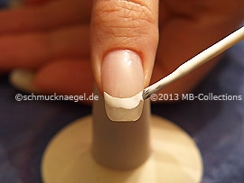 Nail lacquer in the colour white