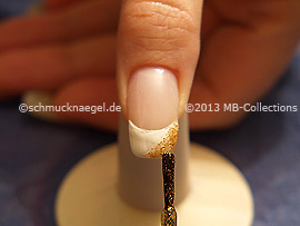 Nail lacquer in the colour copper-Glitter