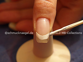 Nail lacquer in the colour white