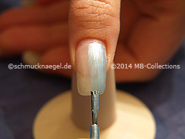 Nail lacquer in the colour turquoise