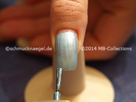 Nail lacquer in the colour turquoise