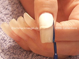 nail art pen or nail polish in the colour dark-blue