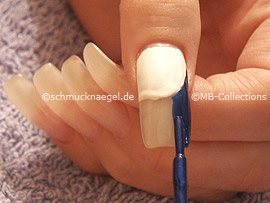 nail art pen or nail polish in the colour dark-blue