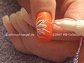 Nail art pen in the colour white