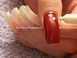 nail art pen in the colour white