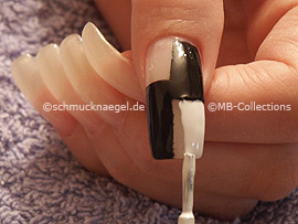 nail polish in the colour white