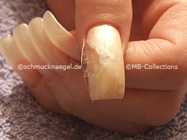 nail polish in the colour bright beige