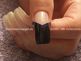 nail lacquer in the colour black