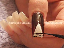 nail art liner in the colour black